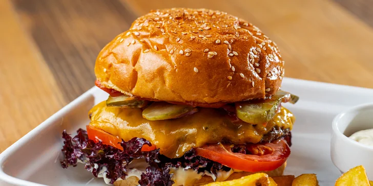 Burger, tatarák, vyprážaná misa či degustácia craftového piva