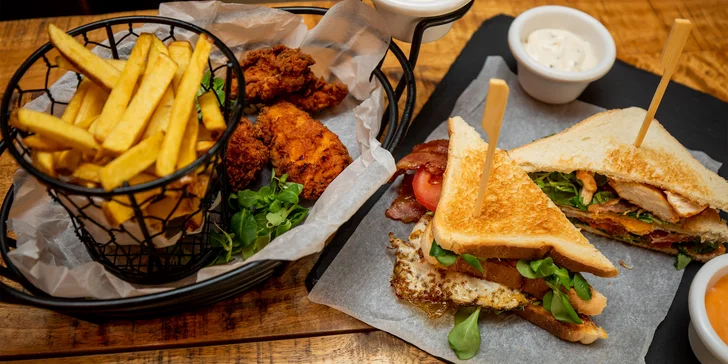 Lahodný street food u pána Wafličku: Club sandwich alebo chrumkavé stripsy s hranolčekmi