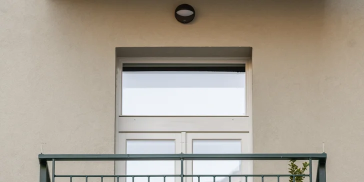 Pobyt v novom dizajnovom hoteli v Karlíne: raňajky do postele aj privátne wellness