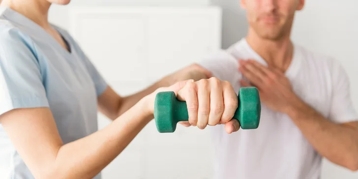 Celotelová hĺbková masáž alebo individuálna hodina fyzioterapie v Palace Gym, v ponuke aj permanentky