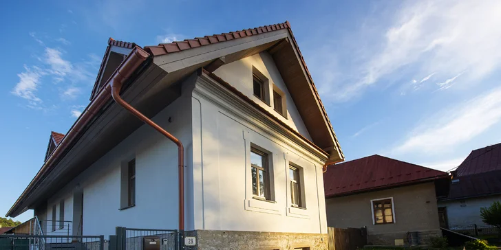 Rodinný domček na úpätí Vysokých Tatier s kapacitou 8 osôb: krásny výhľad na hory, tri samostatné izby s kúpelňami, plné vybavenie