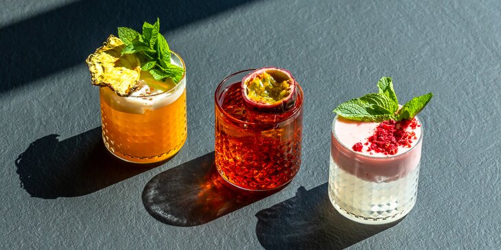 3 miešané drinky podľa vášho výberu: Mojito, Gin-Tonic, Mimoza, Mai Tai a i.