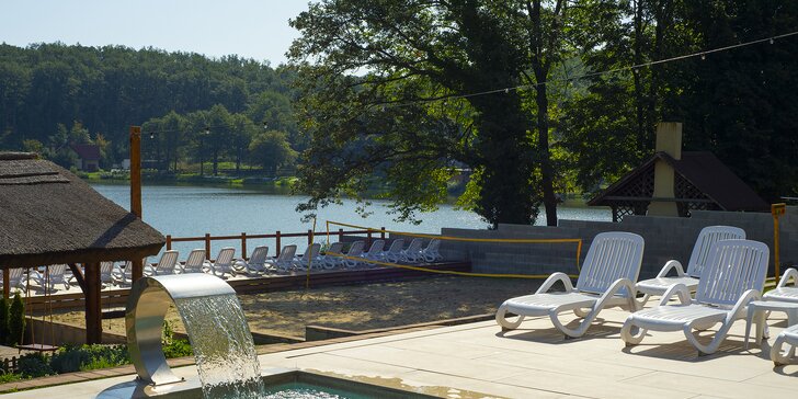 Pobyt pri Vinianskom jazere: vnútorný wellness, vonkajší infinity bazén aj unikátny wellness pod hviezdami