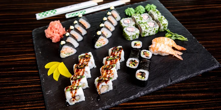 Ázijské menu s miso polievkou, kačicou a sushi alebo celý lahodný sushi set pre 2 osoby