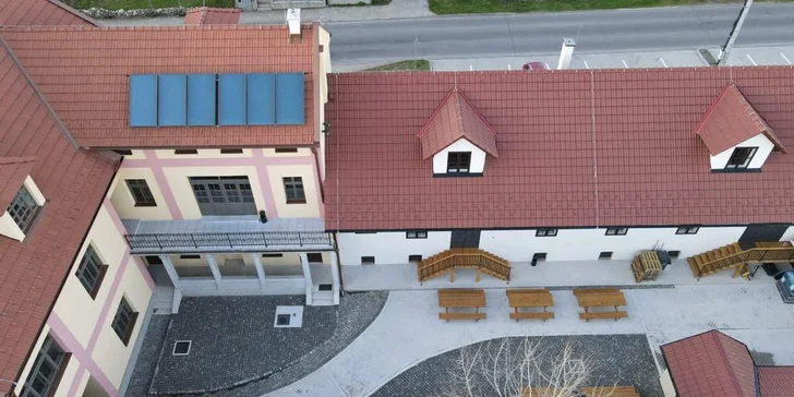 Zabývajte sa v historickej budove prvej bryndziarne v Detve s remeselným pivovarom, kaviarňou i vlastnou krčmou