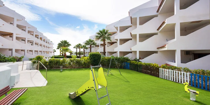 Apartmány na Tenerife: 200 m na pláž, neobmedzene bazén a vírivka