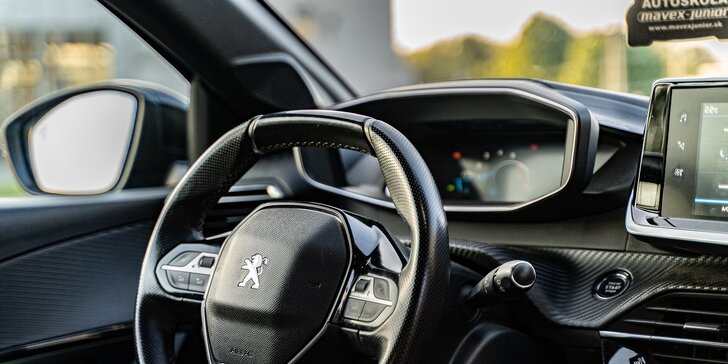 Zlepšite svoje šoférske zručnosti: Kondičné jazdy s inštruktorom na vozidle s manuálnou alebo automatickou prevodovkou