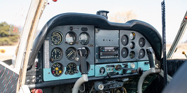 Zážitkové lety lietadlom Zlín Z-43 až pre 3 osoby - aj s možnosťou pilotovania!