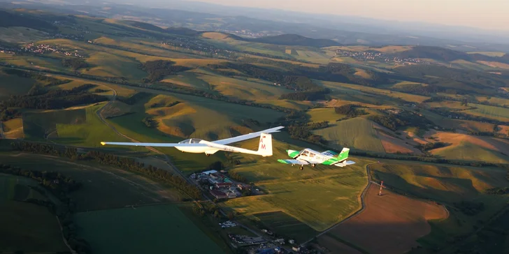 Zážitkové lety lietadlom Zlín Z-43 až pre 3 osoby - aj s možnosťou pilotovania!