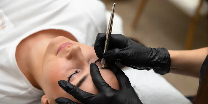 Lash Lift & Botox, laminácia obočia alebo 1-5D mihalnice v Beauty Palace