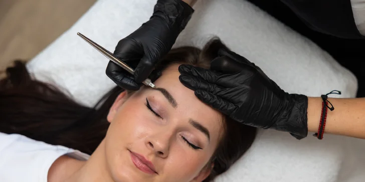 Lash Lift & Botox, laminácia obočia alebo 1-5D mihalnice v Beauty Palace