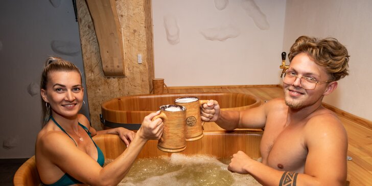 Oddych pre telo i dušu pre 2 osoby: Privátny pivný kúpeľ s infrasaunou či privátny wellness so soľnou jaskyňou