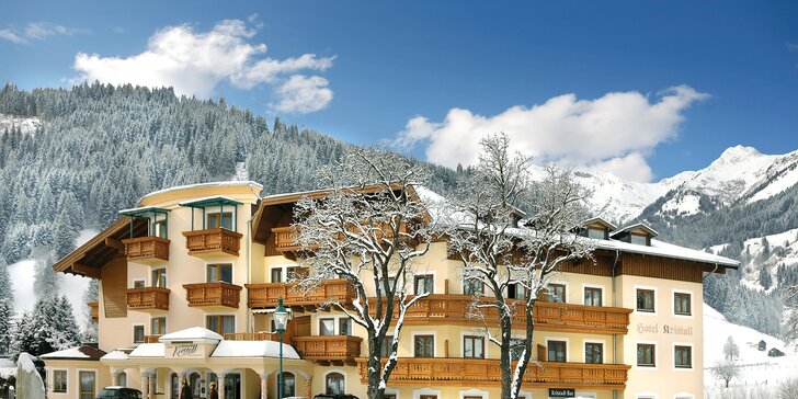 Zimná dovolenka v oblasti Zell am See: hotel pri zjazdovke, neobmedzený wellness a polpenzia, 2 deti do 5,9 rokov zdarma