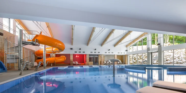 Poľské Krkonoše: polpenzia a wellness so saunami a aquaparkom v 4* rezorte