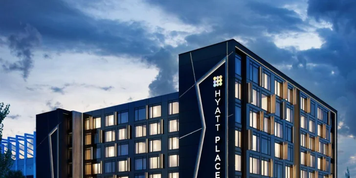 Luxusný 4* Hotel Hyatt Place Krakow v krásnej zelenej štvrti Krakova, blízko centra mesta aj s raňajkami