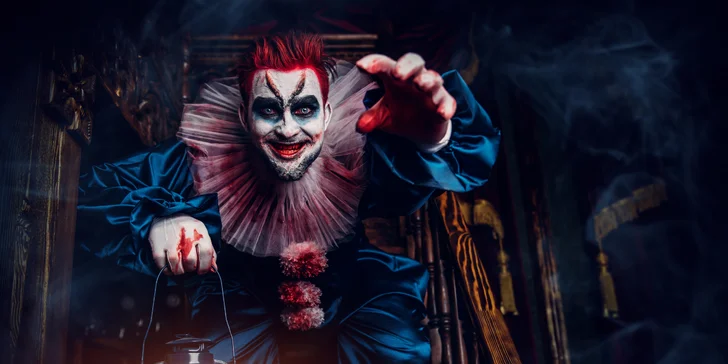 Vstup do Horror izby plnej príšer a zombie nápoj