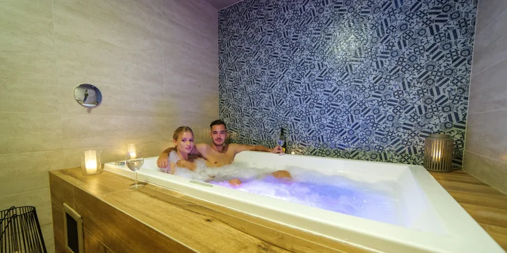 Vstupy do sáun alebo privátny vírivý kúpeľ v SOHO1