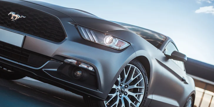 Jazda vo FORD MUSTANG GT 3.7 ako vodič alebo spolujazdec na 15 - 60 minút vrátane pohonných hmôt