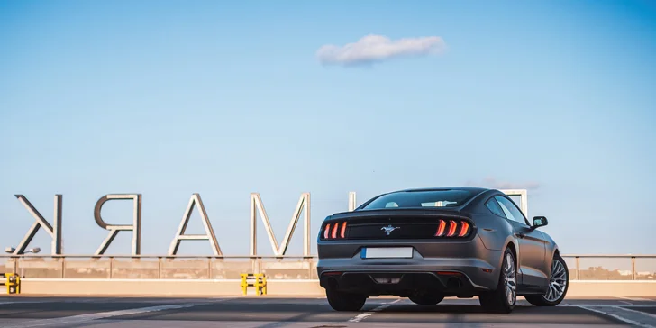 Jazda vo FORD MUSTANG GT 3.7 ako vodič alebo spolujazdec na 15 - 60 minút vrátane pohonných hmôt