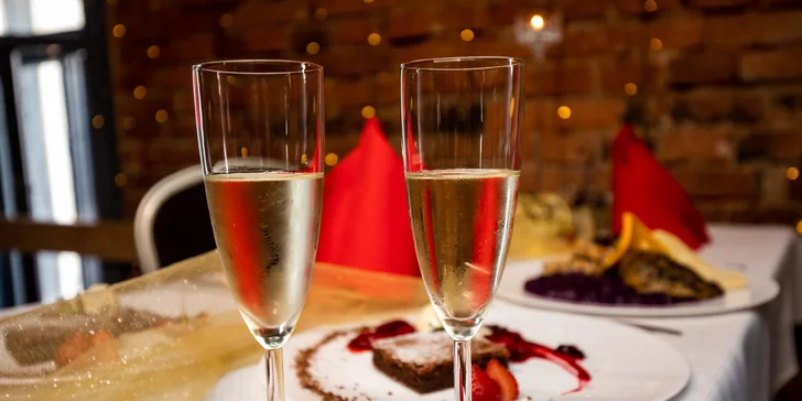 Romantika pre dvoch: Kačacie hody s dezertom a Proseccom