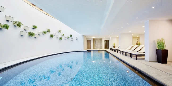 Aktívna dovolenka v Rakúsku: hotel priamo pri vleku a neobmedzený wellness až 4 osoby