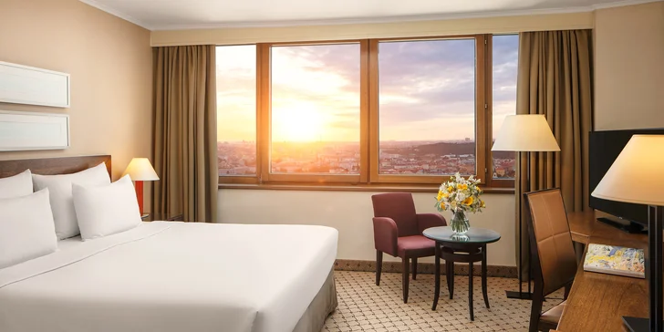 Grand Hotel Prague Towers***** s parádnym výhľadom: raňajky a parkovanie v cene