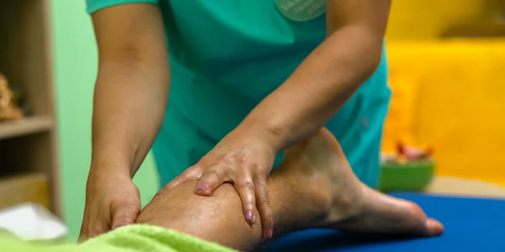 Masáže: relaxačná s bylinkovými olejmi, športová, na odbúranie stresu, liečivá bylinková, klasická či indická ShiroDhara