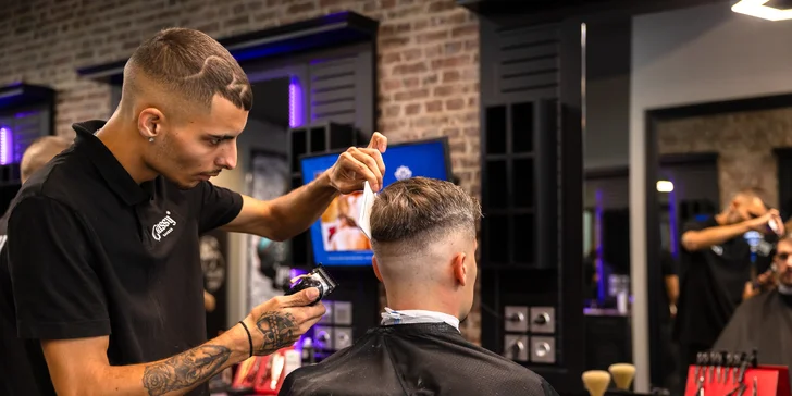 Pánsky strih s kompletným stylingom aj kombo s úpravou brady