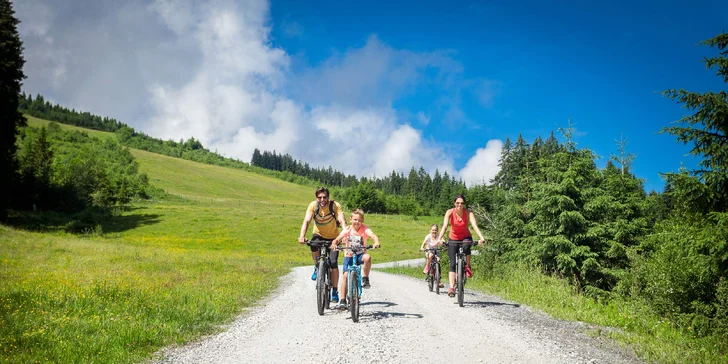 Na lyže do Kaprunu: raňajky, vstup do kúpeľov a turistická karta výhod