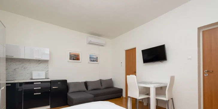 Plne zariadené apartmány neďaleko od Termálneho kúpaliska Podhájska: terasa, záhrada aj vírivka neobmedzene