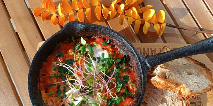 Quesadilla či bohaté raňajkové menu s kávou a džúsom počas celého dňa