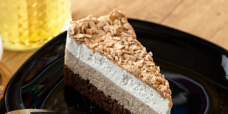Pohodové chvíle v Emporio Lounge Bar: Lahodná káva, cheesecake a 4 druhy domácej limonády