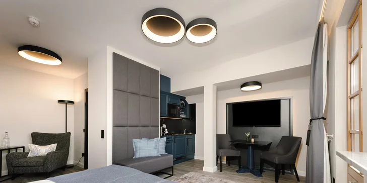 Pobyt v rakúskych Alpách: hotelové izby aj apartmány pri jazere Grundlsee, wellness a raňajky