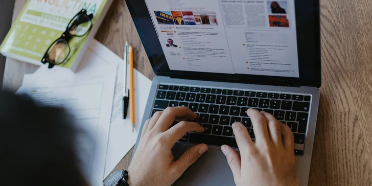 Interaktívne online jazykové kurzy: mesačný kurz, individuálna jazyková lekcia alebo jazykový mentoring