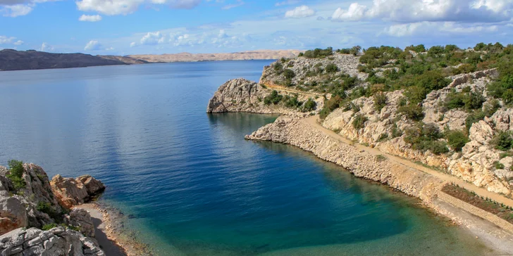 Chorvátsko: dovolenka v letovisku Karlobag vo vybavenom apartmáne