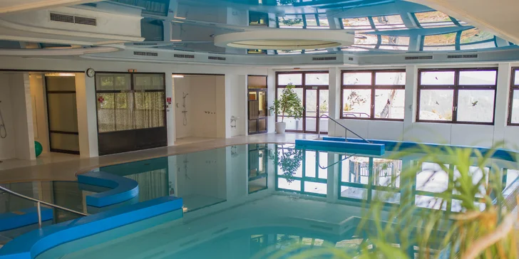 Dovolenka v rakúskych Alpách: polpenzia, neobmedzený wellness a fitness, desiata na túry