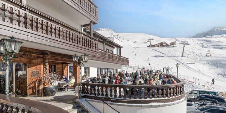 Zimná dovolenka v Tirolsku: hotel pri jednej z najdlhších zjazdoviek v oblasti, wellness a polpenzia