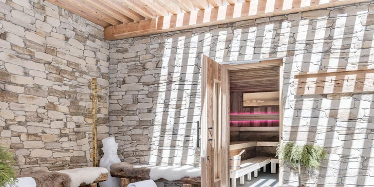 Zimná dovolenka v Tirolsku: hotel pri jednej z najdlhších zjazdoviek v oblasti, wellness a polpenzia