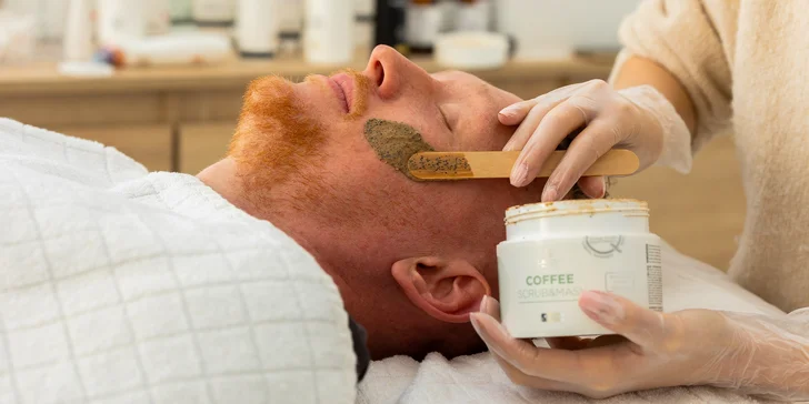 Pánske hydratačné alebo antiaging ošetrenie s hĺbkovým čistením a masážou tváre a hlavy