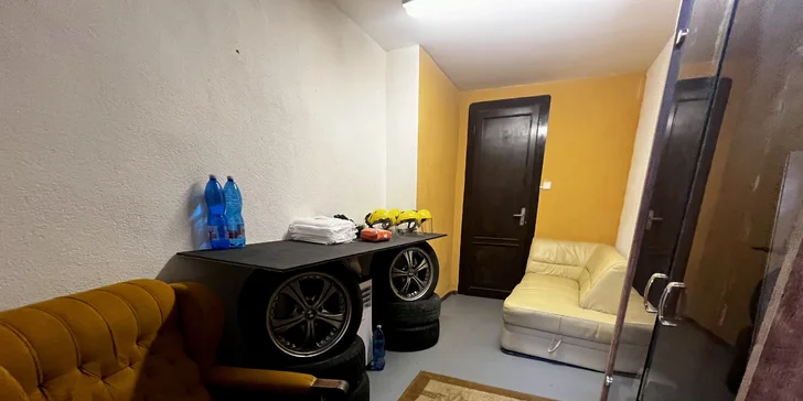 Rozbite všetko, čo vidíte – demolačná miestnosť čaká len na váš príchod!