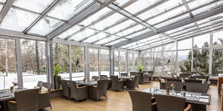 4* pobyt v Rožnove: raňajky alebo polpenzia, neobmedzený wellness a bazén aj procedúry