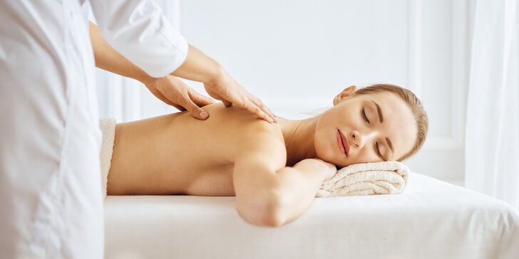 Klasická masáž, bankovanie alebo reflexná masáž chodidiel od slabozrakej masérky s výnimočným citom v rukách