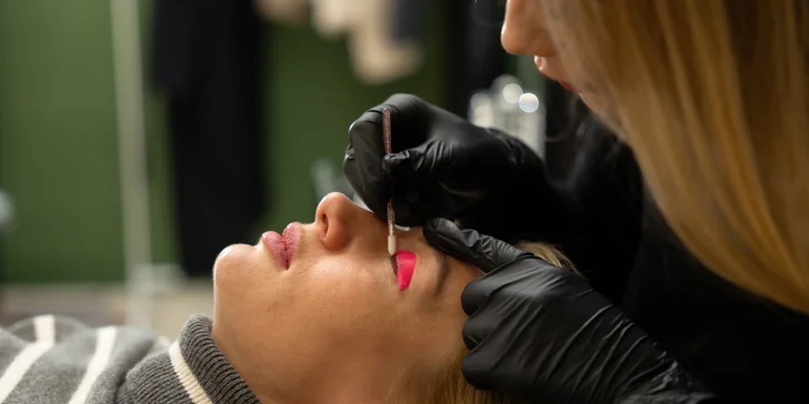 Lash lift a botox mihalníc