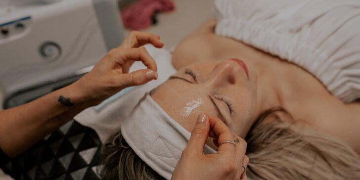 Kolagénové ošetrenie pleti s kolagénovými niťami alebo masáž tváre v Anzu Cosmetics