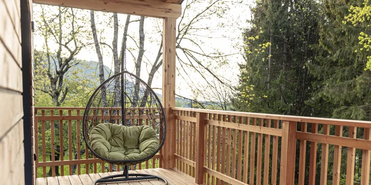 Zimný pobyt v Korutánsku: chata alebo treehouse priamo pri skiareáli, denne vstup do aquaparku