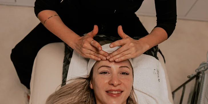 Kozmetické ošetrenia pleti v Anzu Cosmetics: Hydrabeauty čistenie pleti s dermabráziou alebo masáž tváre