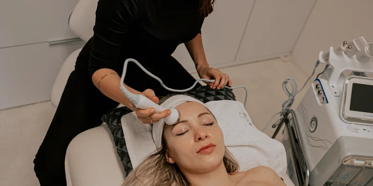 Kozmetické ošetrenia pleti v Anzu Cosmetics: Hydrabeauty čistenie pleti s dermabráziou alebo masáž tváre