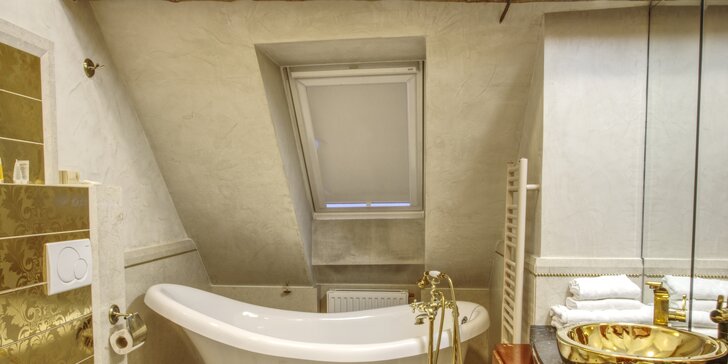 Pobyt v luxusnom historickom hoteli na námestí v Štramberku: polpenzia a vyhlásené Lašské kúpele