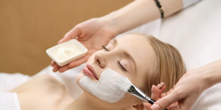 Esteľ by Dr. Žaneta: Lekársky chemický peeling alebo potlačenie pigmentácie mezoterapiou