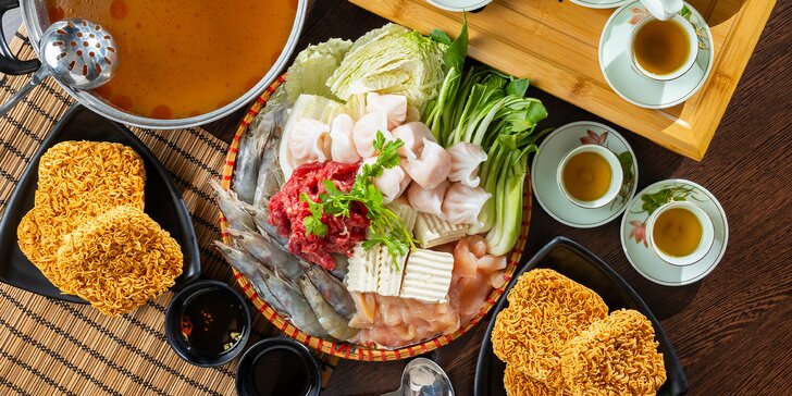 Tradičný ázijský Hotpot: zážitkové varenie pre 2, 4 alebo 6 osôb